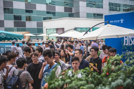 不仅因为技 不仅因为技