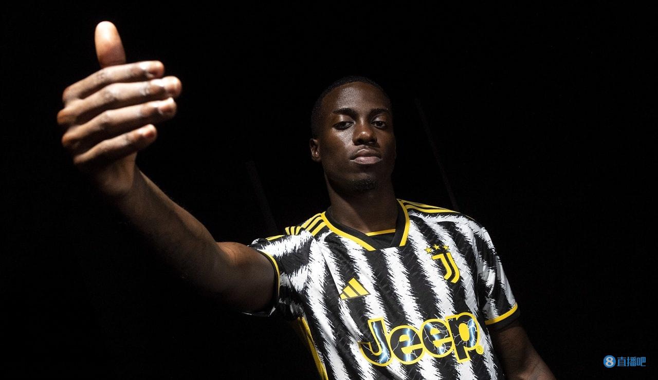 但湖人显然 但湖人显然