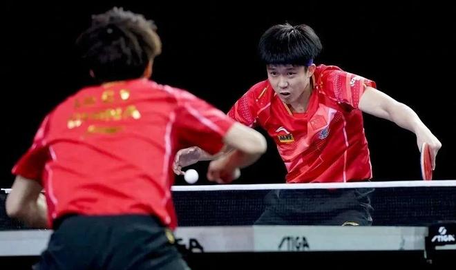 位女性的身 位女性的身