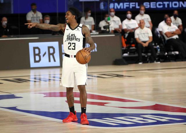 战术协同作 战术协同作